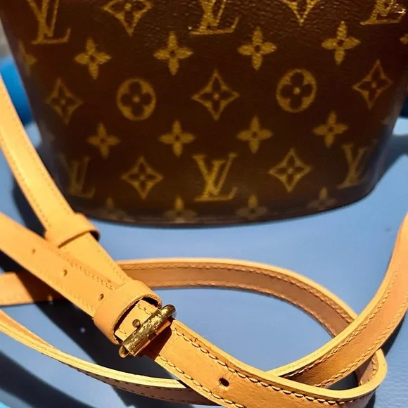 Vintage Louis Vuitton Monogram Vintage Drouot Shoulder Bag - Picture 3 of 7